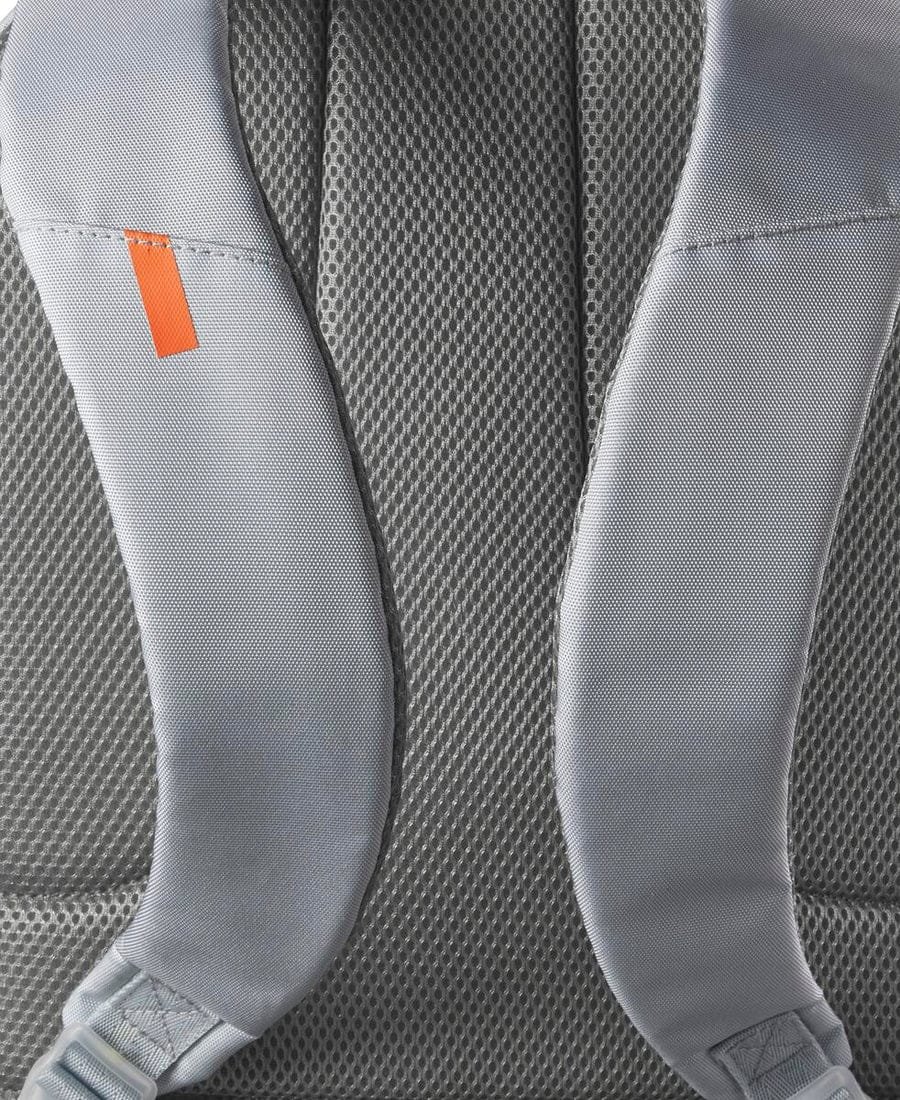 WR8030001_2_SHIFT_SUPER_TOUR_BACKPACK_ICE.png.cq5dam.web.1200.1200_900x